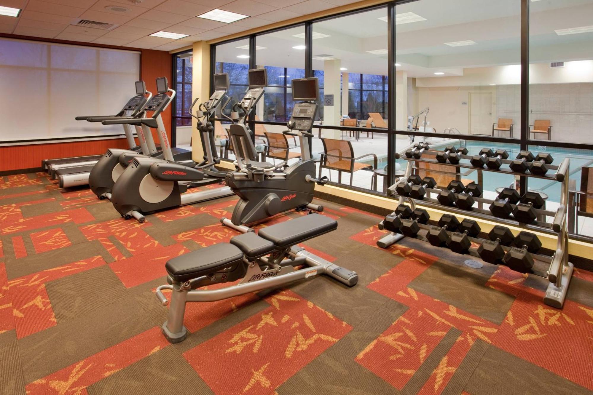 Courtyard By Marriott Pittsburgh North/Cranberry Woods Hotel Кранбери Тауншип Екстериор снимка