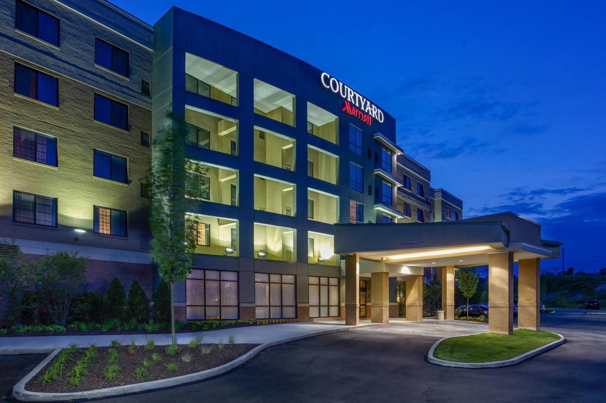 Courtyard By Marriott Pittsburgh North/Cranberry Woods Hotel Кранбери Тауншип Екстериор снимка