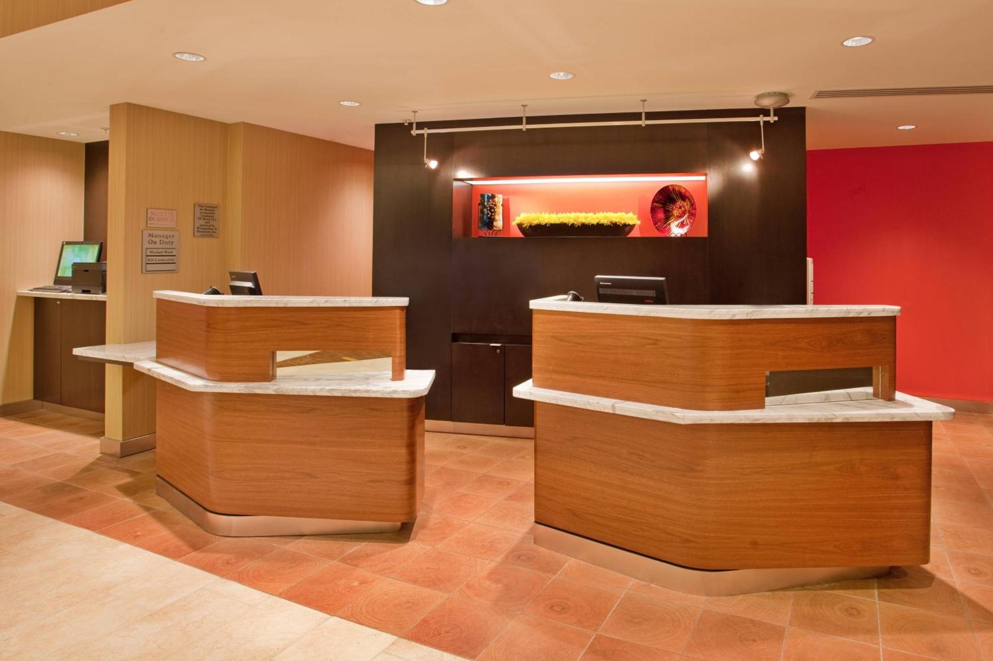 Courtyard By Marriott Pittsburgh North/Cranberry Woods Hotel Кранбери Тауншип Екстериор снимка