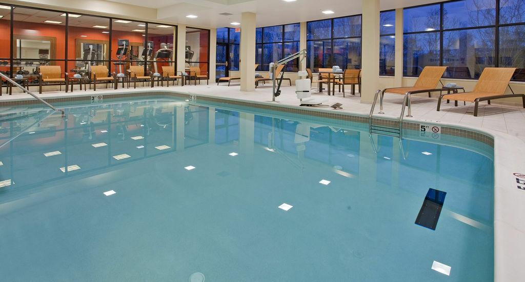 Courtyard By Marriott Pittsburgh North/Cranberry Woods Hotel Кранбери Тауншип Екстериор снимка